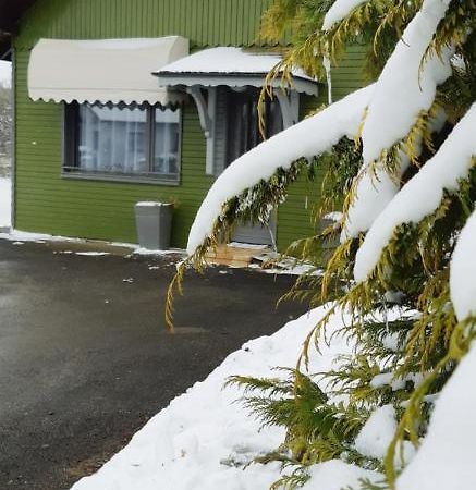 Gite Le Chalet Vert , Pret De Raquettes Frambouhans Exterior photo